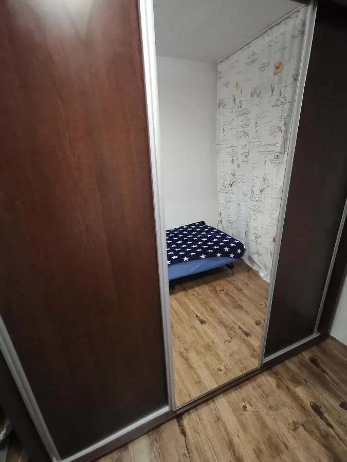 Confortable Cozy Apt Bucarest Apartamento